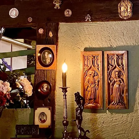 Le Colombier De Cyrano Et Roxane