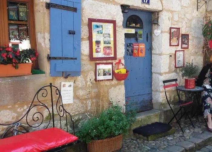 Le Colombier De Cyrano Et Roxane Bergerac
